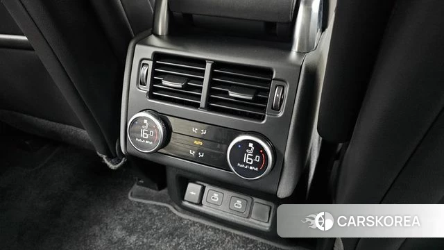 Land Rover Discovery 5 id 4539866 из Кореи 22