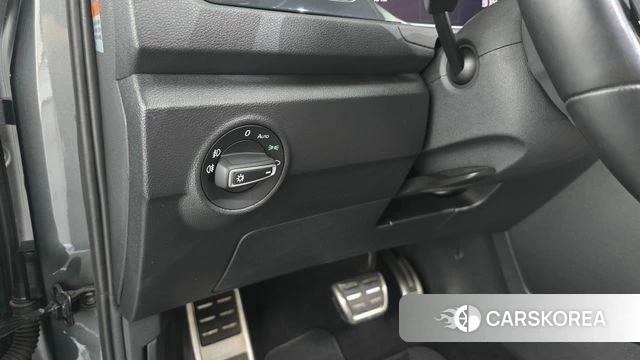 Volkswagen T-Roc id 4429211 из Кореи 22