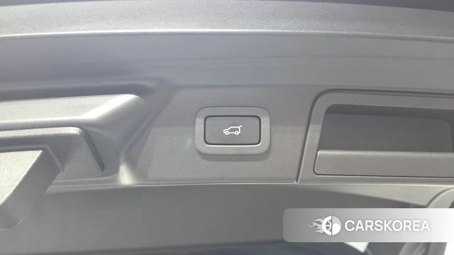 Land Rover Range Rover Velar id 4633332 из Кореи 22