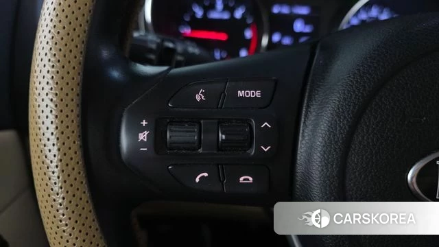 Kia The New Carnival id 4895185 из Кореи 22
