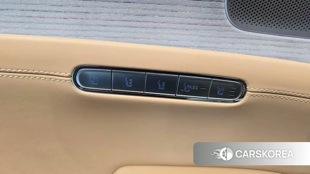 Genesis G90 (RS4) id 4506413 из Кореи 22
