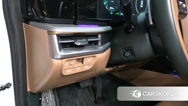 Hyundai Grandeur Hybrid (GN7) id 4607847 из Кореи 22