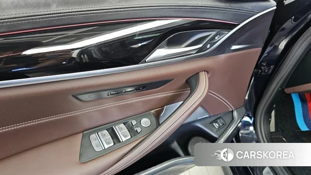 BMW 5 Series (G30) id 4778870 из Кореи 22