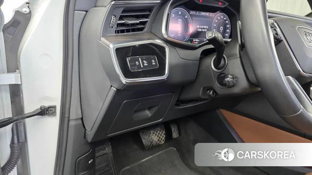 Audi A6 (C8) id 4434900 из Кореи 22
