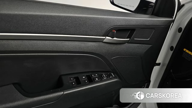 Hyundai Avante AD id 4325841 из Кореи 22