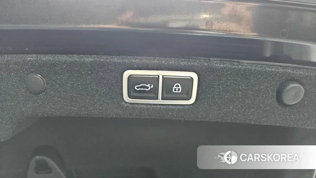 Hyundai Grandeur Hybrid (GN7) id 4427936 из Кореи 22