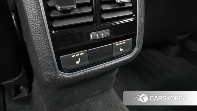 Volkswagen The New Passat id 4638083 из Кореи 22