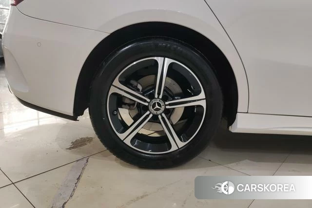 Mercedes-Benz Class A id 3939276 из Китая 10