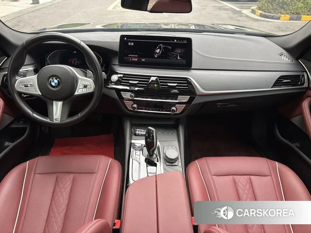 BMW 5 series 2023 Черный из Китая, фото 6