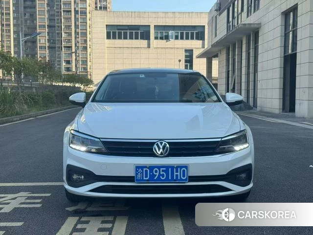 Volkswagen Lingdu 2021 Белый из Китая, фото 3
