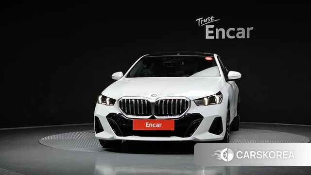 BMW 5 Series (G60) id 4639789 из Кореи 23