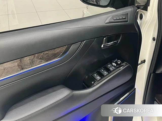 Toyota Wilfa id 4274594 из Китая 9