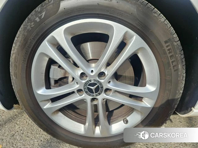 Mercedes-Benz A-Class W177 2024 Белый из Кореи, фото 4