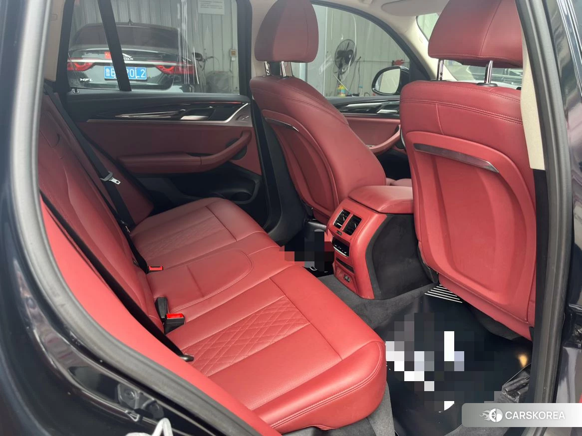 BMW X3 2021 Черный из Китая, фото 5