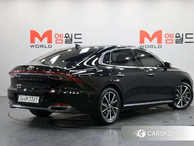 Hyundai The New Grandeur IG id 3399128 из Кореи 13