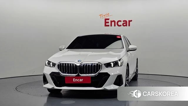 BMW 5 Series (G60) id 4442850 из Кореи 23