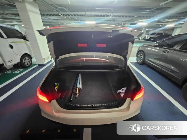 BMW 5 Series (G30) id 3885826 из Кореи 9