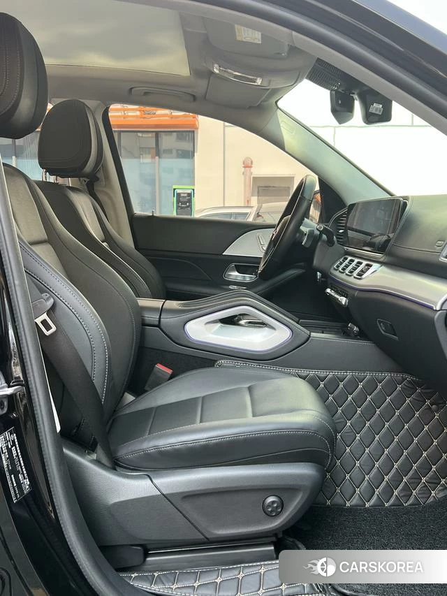 Mercedes-Benz GLE (import) 2023 Черный из Китая, фото 3