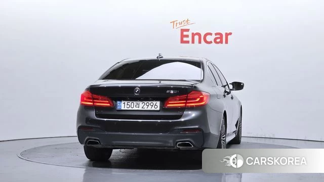 BMW 5 Series (G30) id 4551455 из Кореи 23