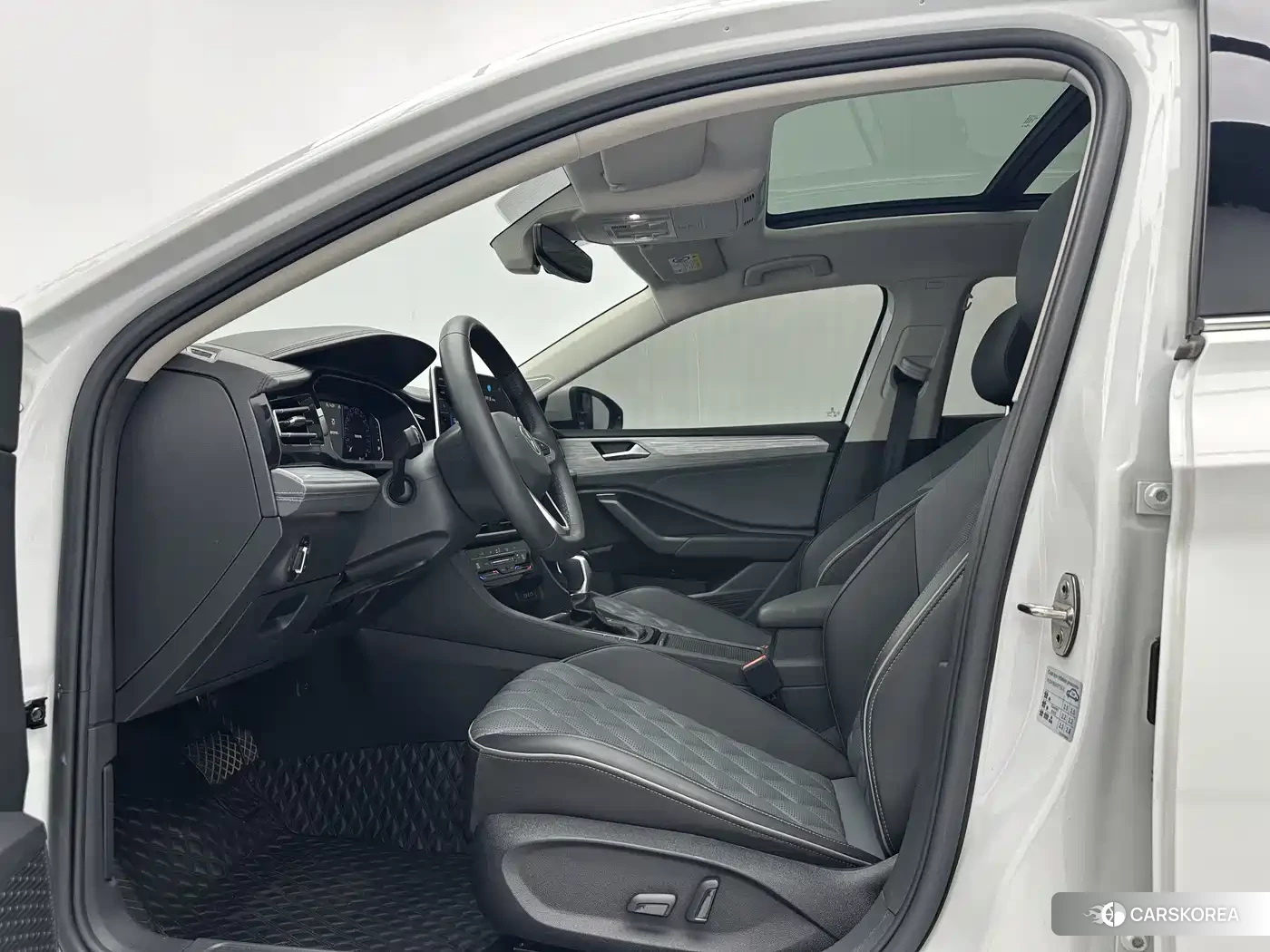 Volkswagen Sagitar id 4554035 из Китая 11