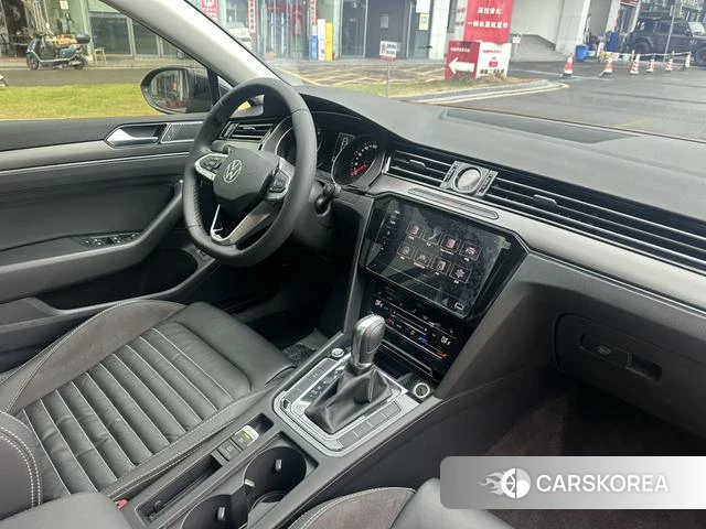 Volkswagen Magotan id 4301332 из Китая 8
