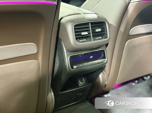 Mercedes-Benz GLS id 4256771 из Китая 23