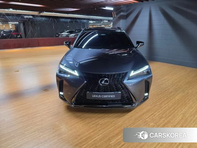 Lexus UX300h id 4724469 из Кореи 11
