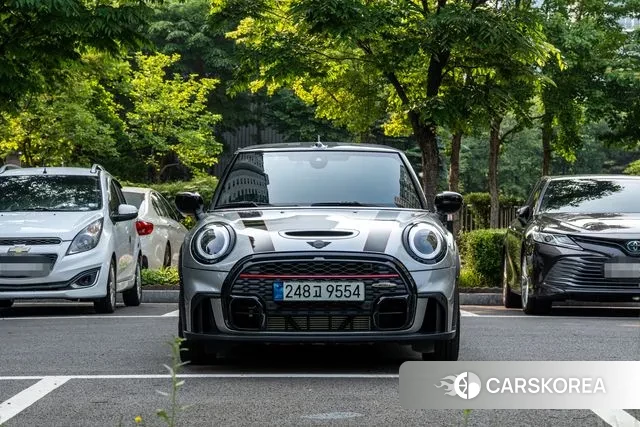 Mini Cooper S Convertible 2023 Серебристо-серый из Кореи, фото 5