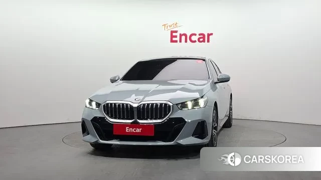 BMW 5 Series (G60) id 3466932 из Кореи 13