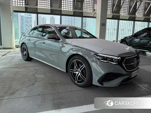 Mercedes-Benz E-Class W214 2026 Светло-серебряный цвет из Кореи, фото 3
