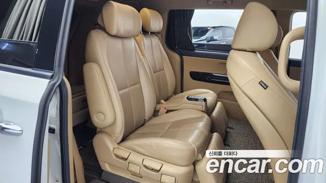 Kia The New Carnival id 2658422 из Кореи 13