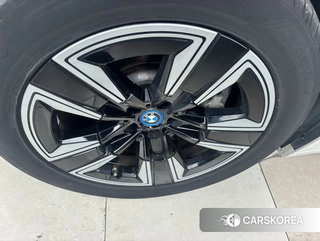 BMW iX3 id 4290286 из Китая 8