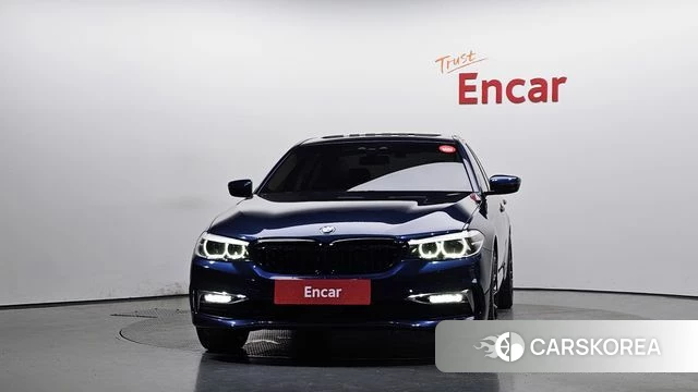 BMW 5 Series (G30) id 4530312 из Кореи 23