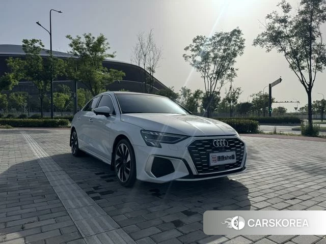 Audi A3 2023 Белый из Китая, фото 3
