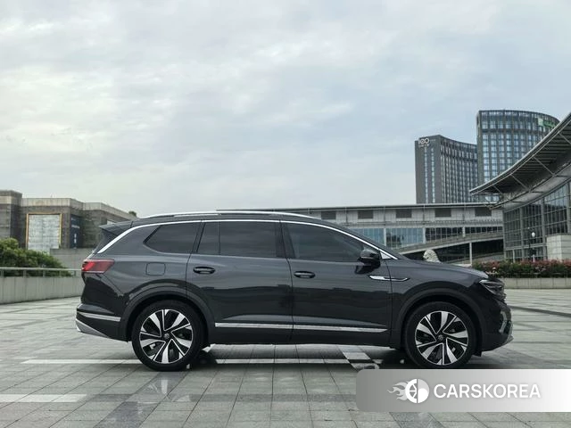 Volkswagen Lanjing 2024 Темно-серый из Китая, фото 6