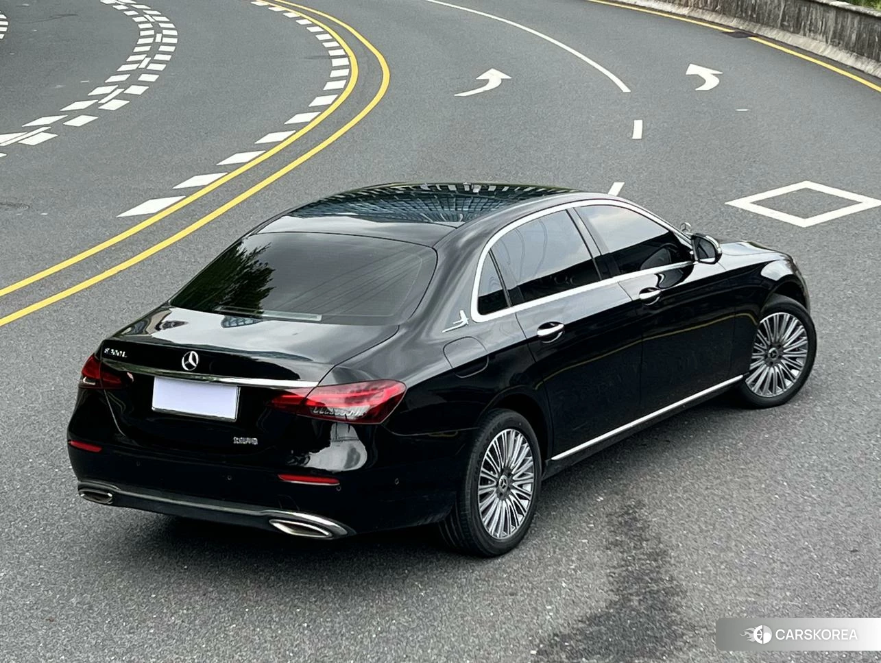 Mercedes-Benz E-class id 4454617 из Китая 15