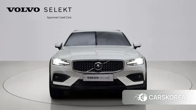 Volvo V60 Cross-Country 2nd Generation id 3431278 из Кореи 13