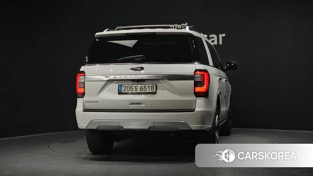 Ford Expeditation id 4324386 из Кореи 23