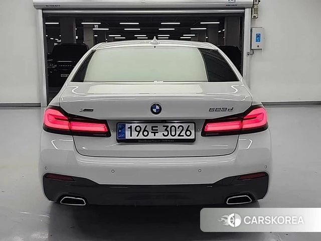 BMW 5 Series (G30) id 4480768 из Кореи 13