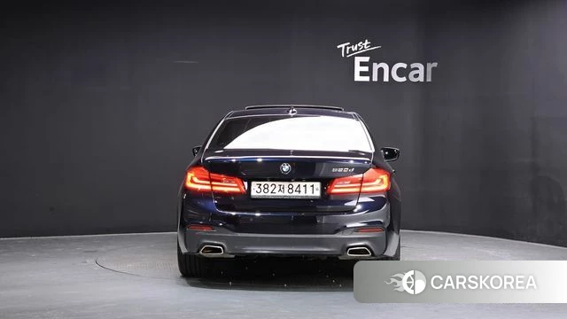 BMW 5 Series (G30) id 4595344 из Кореи 23