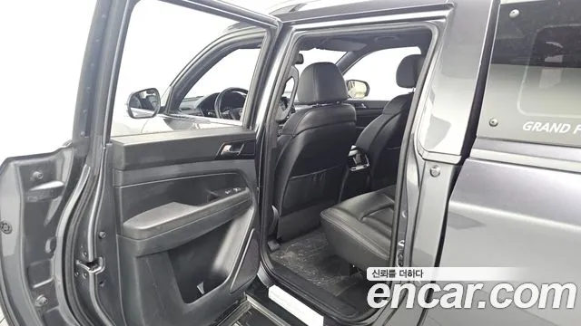 Ssangyong Rexton Sports id 2684100 из Кореи 13