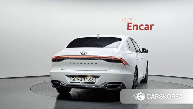 Hyundai The New Grandeur IG Hybrid id 4741765 из Кореи 23