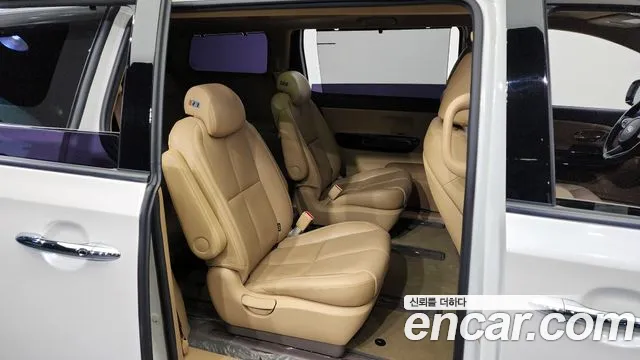 Kia The New Carnival id 2583957 из Кореи 13