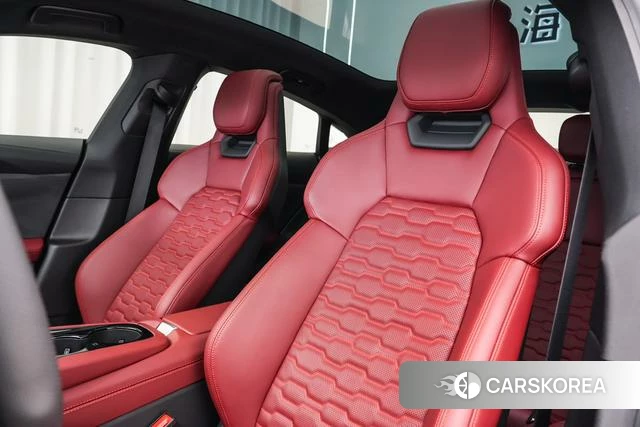 Audi e-tron GT id 4380384 из Китая 12
