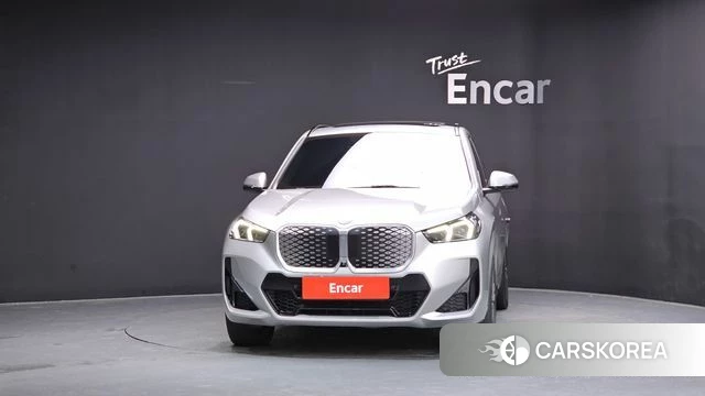 BMW iX1 (U11) id 4560404 из Кореи 23