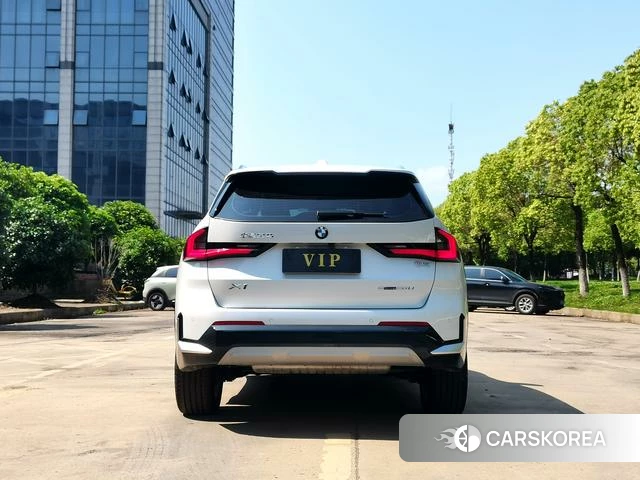 BMW X1 id 4275754 из Китая 18