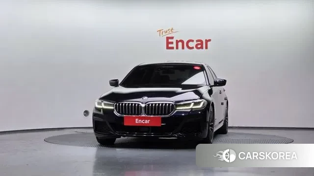 BMW 5 Series (G30) id 3787758 из Кореи 13