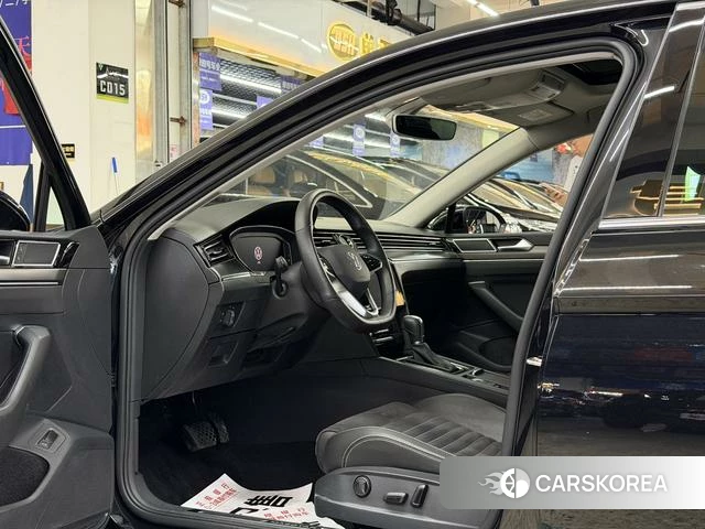 Volkswagen Magotan 2021 Черный из Китая, фото 3