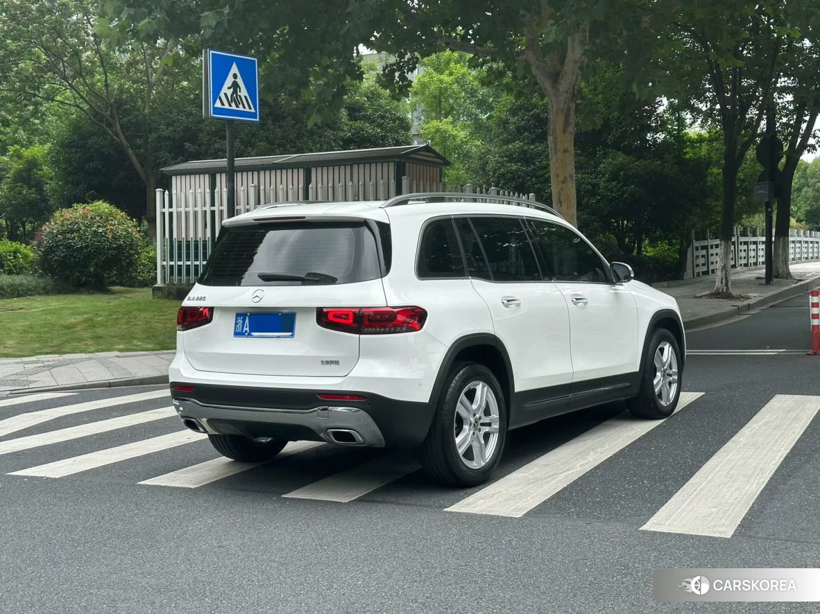 Mercedes-Benz GLB 2022 Белый из Китая, фото 6