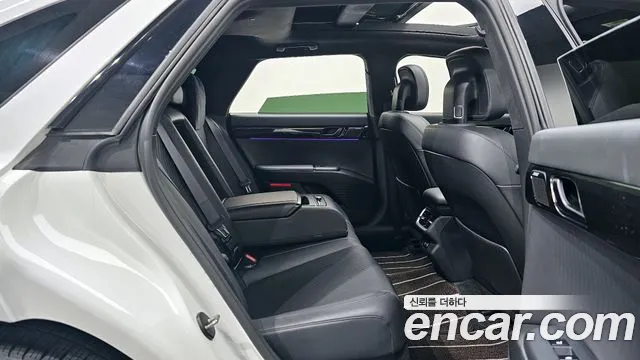 Hyundai Grandeur (GN7) id 2694681 из Кореи 13